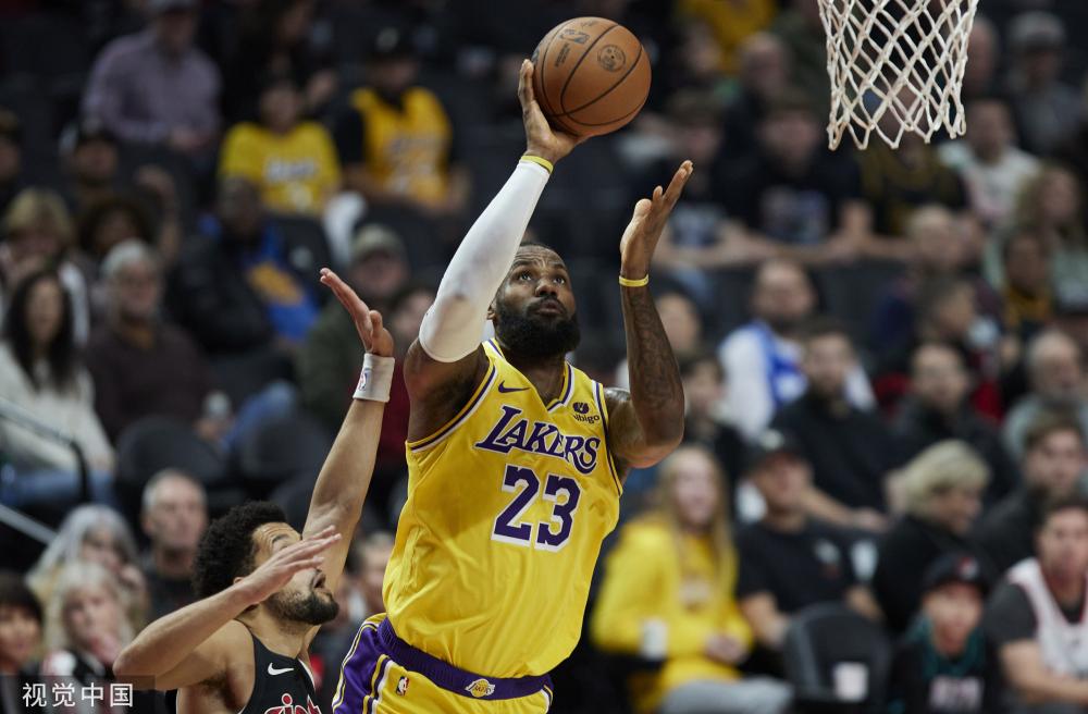 克灵顿的比 克灵顿的比