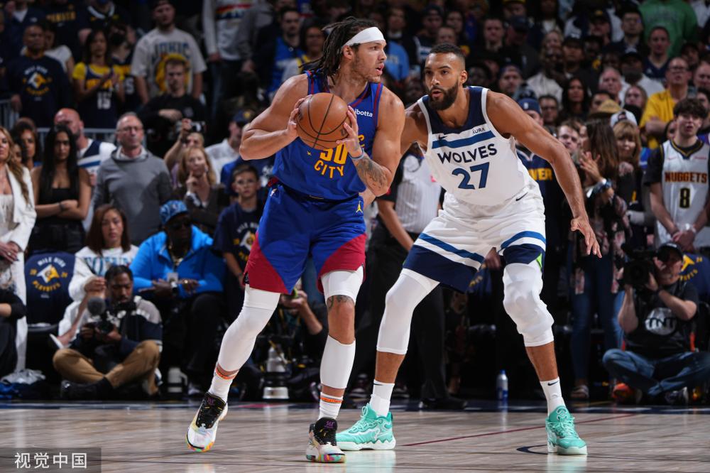 德甲争冠的 德甲争冠的